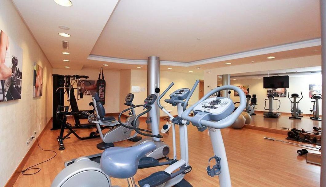 Luxury Resort Marbella spa gym pools jacuzzi sauna Zewnętrze zdjęcie