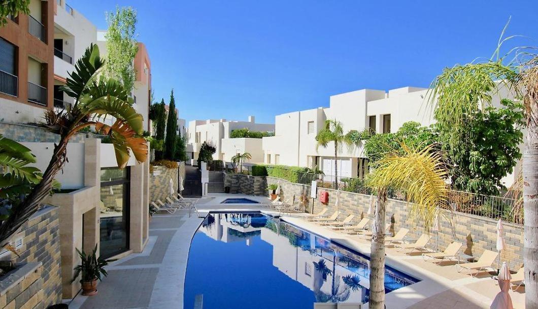 Luxury Resort Marbella spa gym pools jacuzzi sauna Zewnętrze zdjęcie
